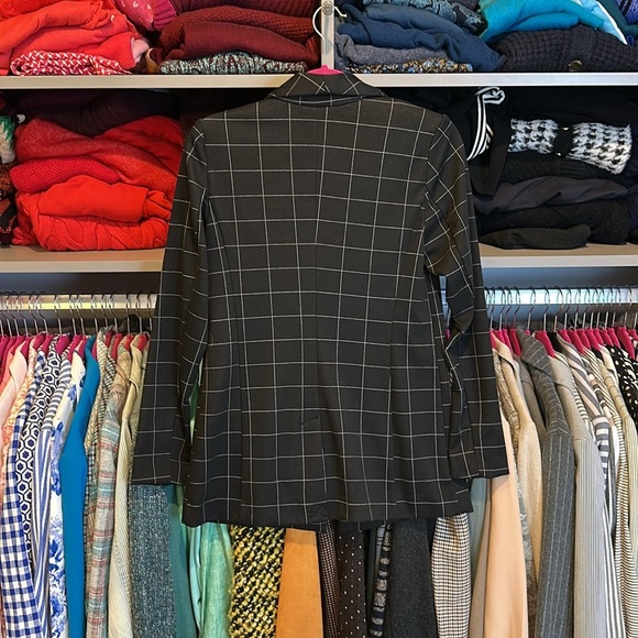 Apt. 9 black and white checkered one button closure blazer size XS - Picture 3 of 3